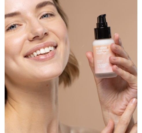 FRESHLY TRATAMIENTO PRO-REPAIR MANOS Y UÑAS 50ML Hidratación FRESHLY TRATAMIENTO PRO-REPAIR MANOS Y UÑAS 50ML Hidratación